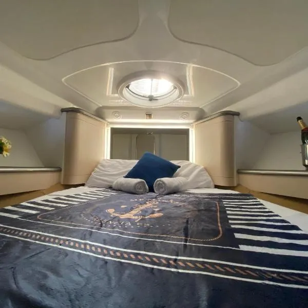 The Valencia Yacht Experience, hotel en Valencia