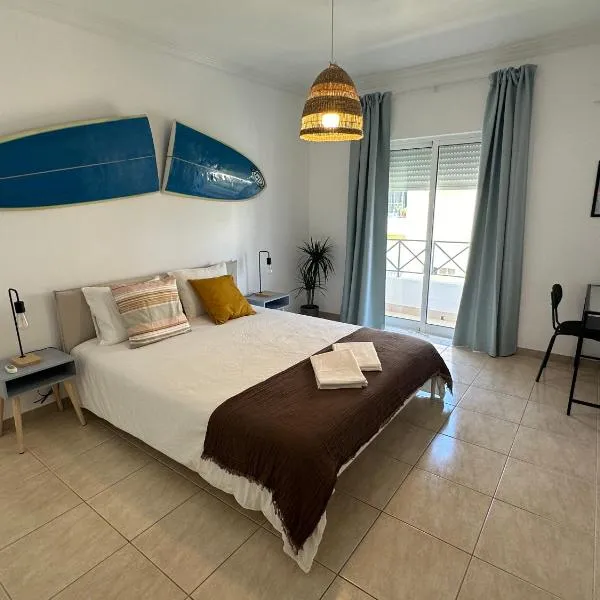 Casa Janivo, hotel in Armação de Pêra