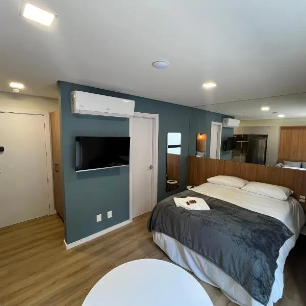 Loft de Luxo "Novo" no Coração de Blumenau a 10min a Pé da Vila Germânica, hotel in Blumenau