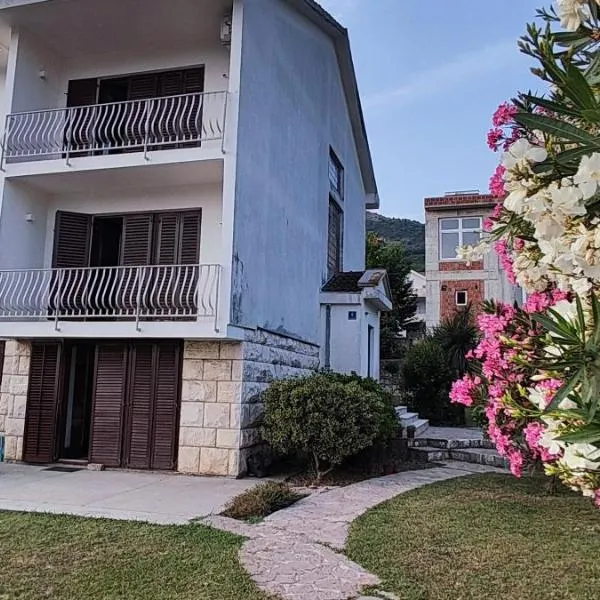 IGOR ROOMS, hotel in Tivat