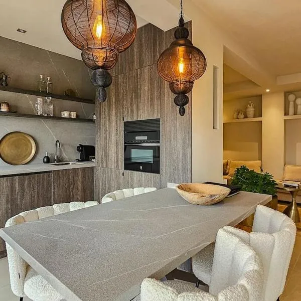 OleHolidays 612 Romana Playa junto al mar, hotell i Marbella