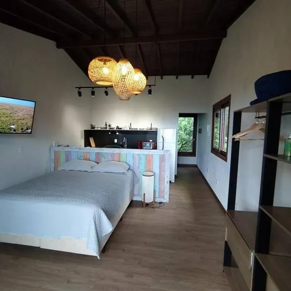 Studio Ametista na praia do Silveira em Garopaba, hotel in Garopaba