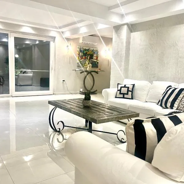 Dioni Luxury House、イラクリトサのホテル