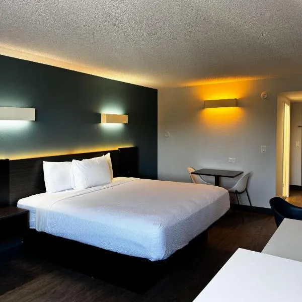Studio 6 Suites Carson, CA, khách sạn ở Carson
