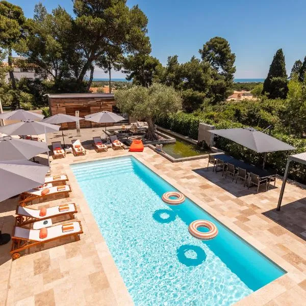 La Villa Monarque, hotel v destinaci Cap d'Agde