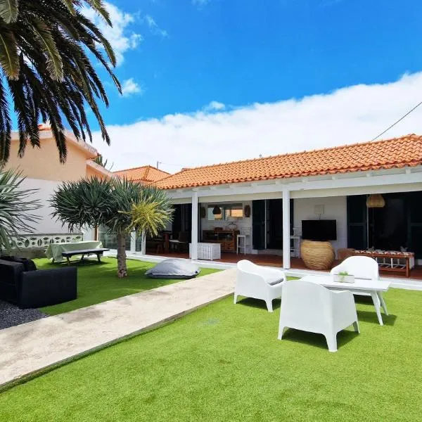 Nossa Casa by Casas dos Lebre, hotel in Porto Santo