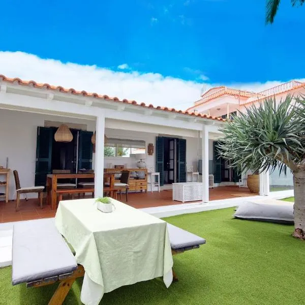 Nossa Casa by Casas dos Lebre, hotel in Porto Santo