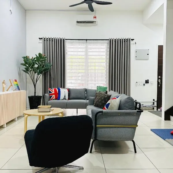 BM大山脚 Double Storey Terrace Autocity Alma Aeon Jusco Nearby, hotel v mestu Bukit Mertajam