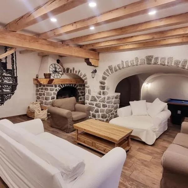 Grande Maison au pied du Col, ξενοδοχείο σε Arvieux