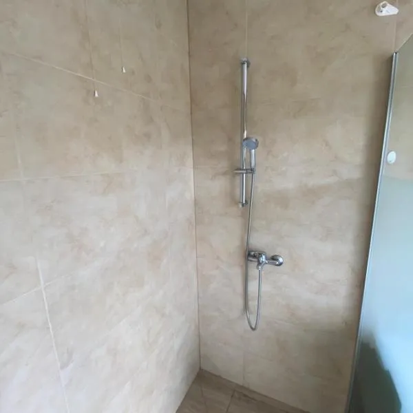 Stawiska nad Tanwią - Camping, hotel v destinaci Jędrzejówka