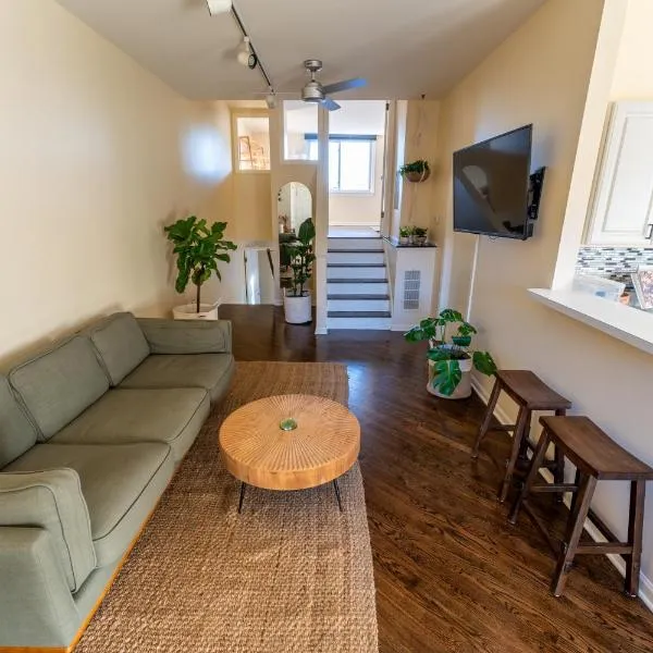 Bucktown Private Condo, hotel en Chicago