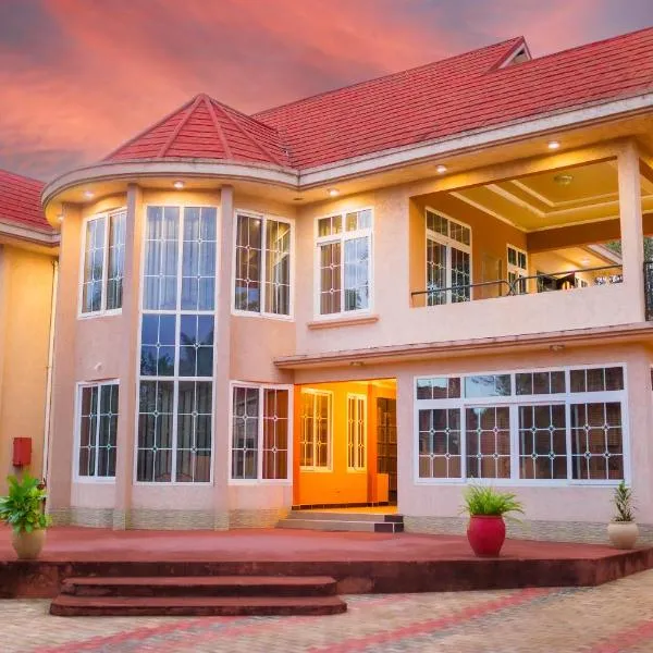 Lifetyme Homes, хотел в Моши