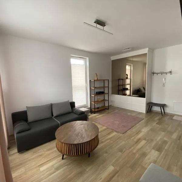 Przytulna kawalerka na Morenowej, hotel in Olsztyn