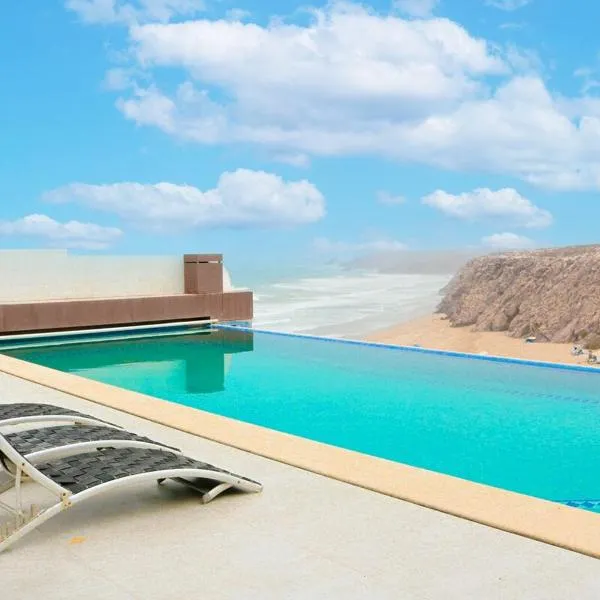 Infinity View 4 Bed Pool Villa, hotel in Mirleft