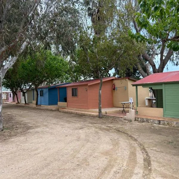 CAMPING DELTA NATURA LA TANCADA, hotel v destinaci Amposta