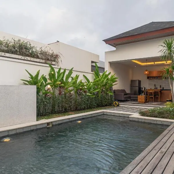 Cypress Villa, hotel in Badung
