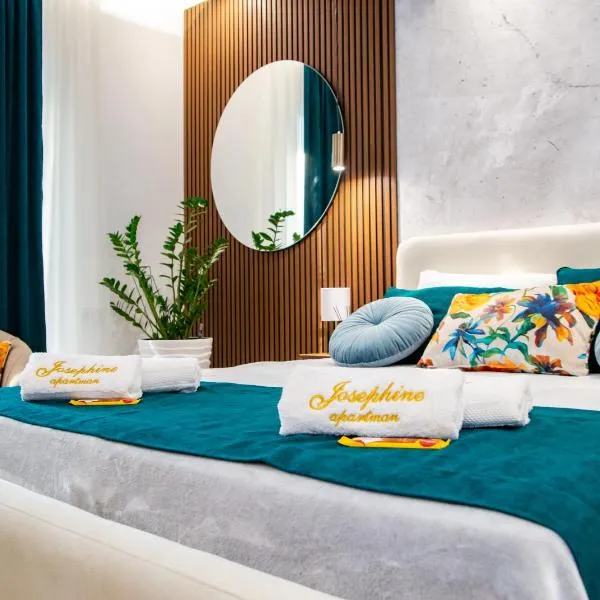 Josephine Apartment, hotel in Subotica