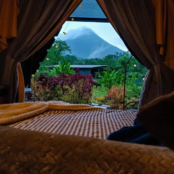 Flora Glamping de Abuela, hotel v destinaci Fortuna