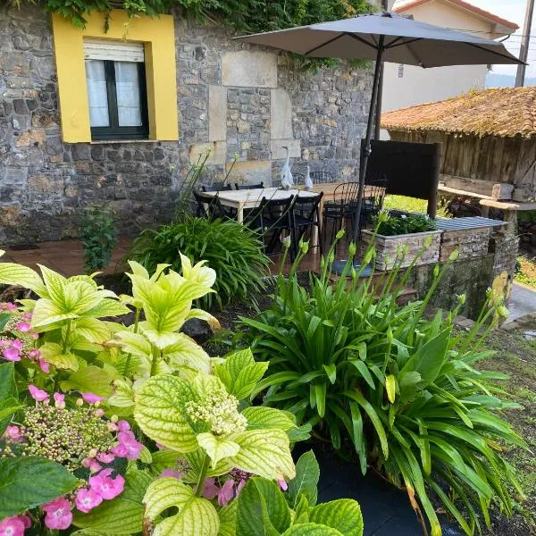 LOS CARBAYINOS, hotel v destinaci Villaviciosa