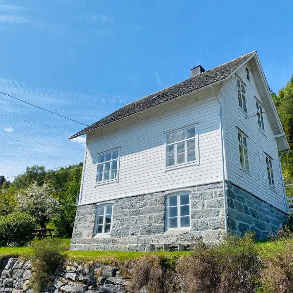 Stryn - Faleide - hus ved fjorden, hotel en Stryn