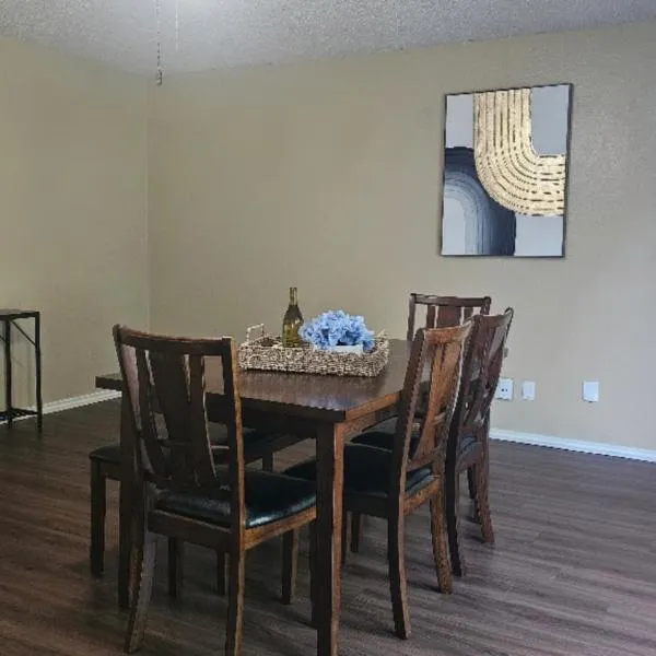 샌안토니오에 위치한 호텔 Cozy Four Bedroom Residence in Converse