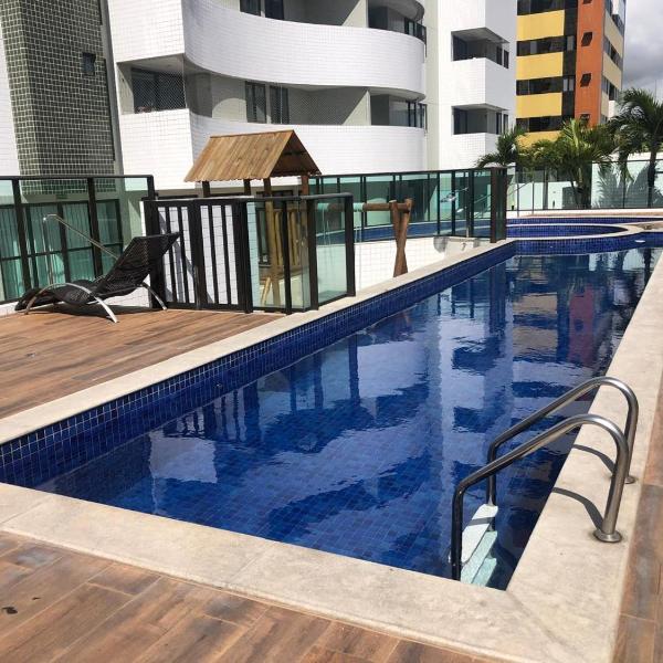 Luxor Double Aluguel por Temporada com Varanda Gourmet contendo churrasqueira e frigobar, Vista panorâmica da Ponta Verde! 2 quartos com split, 2 banheiros e uma banheira de hidromassagem na suíte do Apartamento! - Foto 4