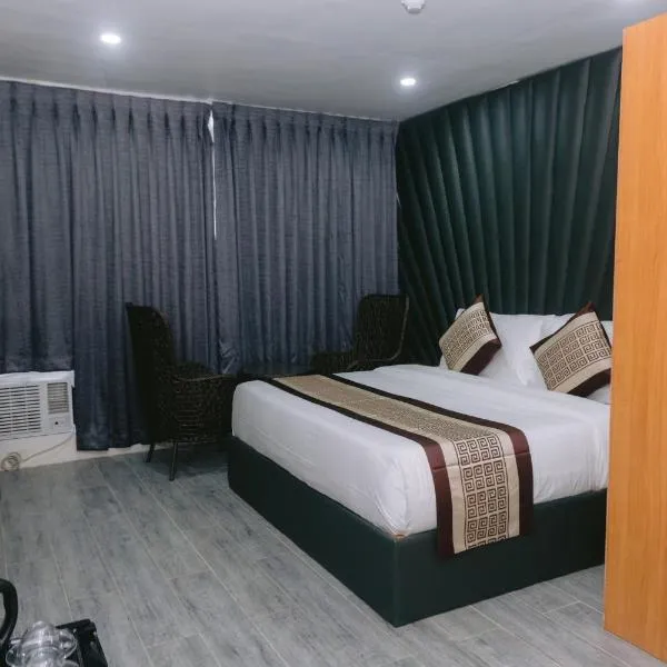 Shine Boutique Hotel、Tagumのホテル