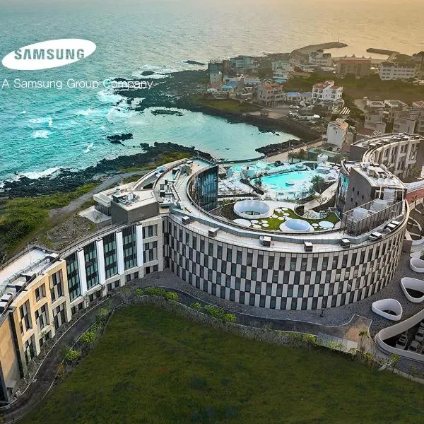 Shilla Stay Plus Iho Tewoo Ocean Front, hotel in Jeju