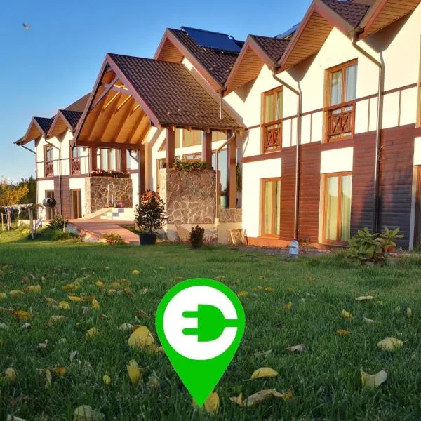 Cabana Chalet Transylvania, hotel in Orlat