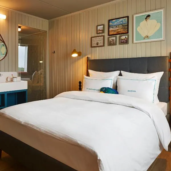 25hours Hotel Paper Island, hotel v Kodani