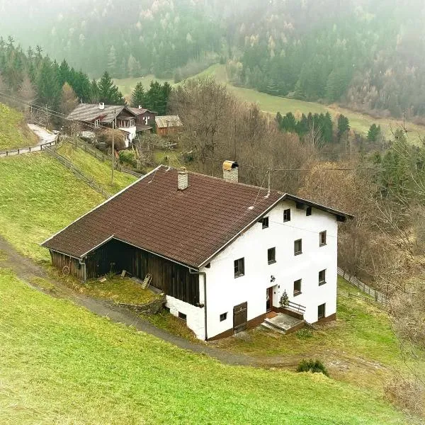 Elventhal - Private Chalet in alpine valley, hotel v destinaci Mieders