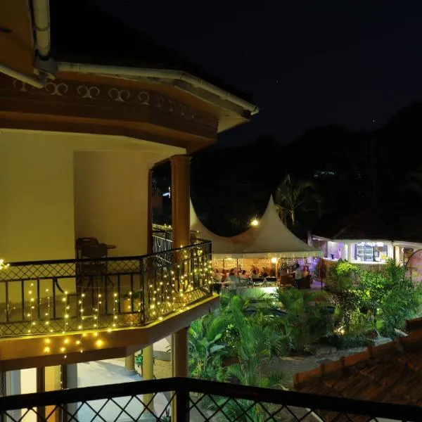 Mowicribs Hotel and Spa: Entebbe şehrinde bir otel