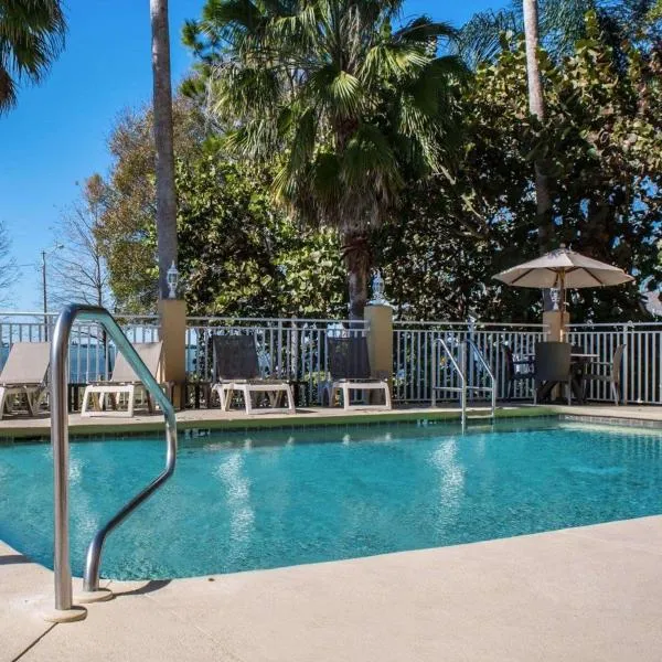 Comfort Suites Clearwater - Dunedin, Hotel in Clearwater