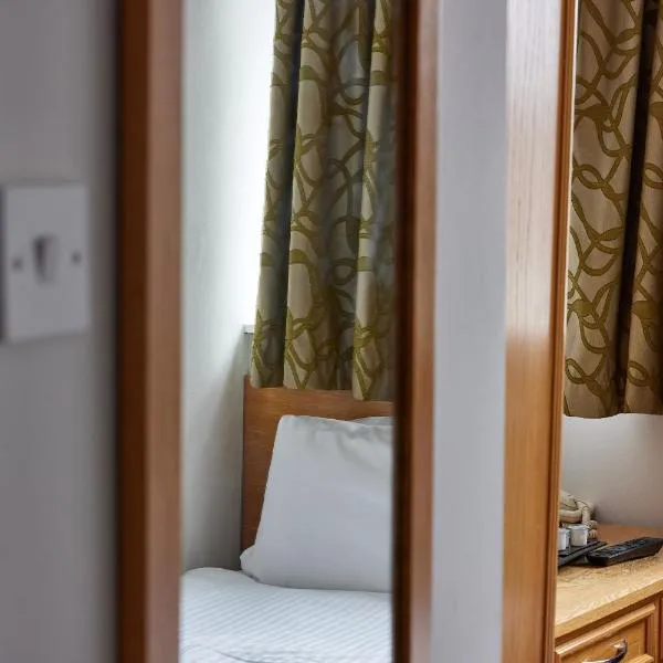 Properties Unique Dene Rooms - Single Room, hotel en Newcastle