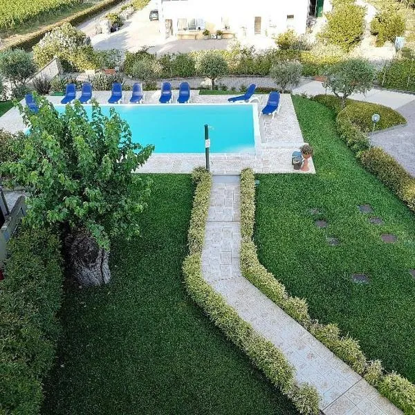 Albergo quatro pini, hotel v destinácii Pozzolengo