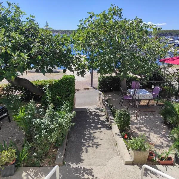 Apartmani Rukavina, hotel v Rabu