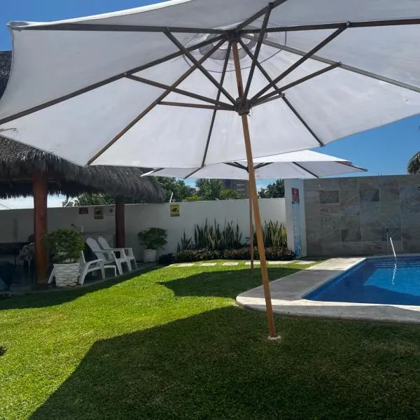Cómodo departamento cerca de Playa Miramar, hotel in Manzanillo