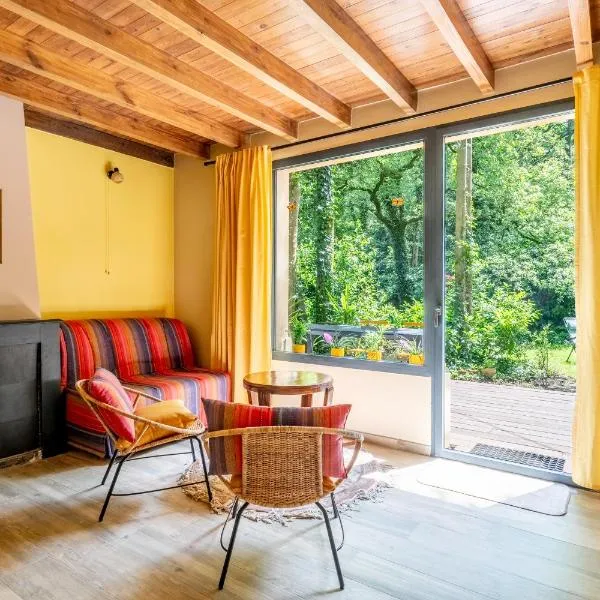 Gîte rénové pleine nature Kerdary, hotel u gradu Nivillac