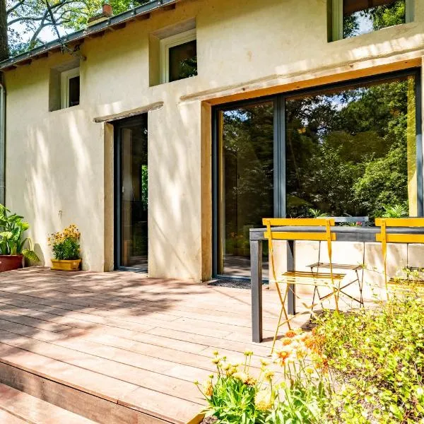 Gîte rénové pleine nature Kerdary, hotel in Nivillac