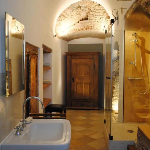 Schloss Hofstetten Ingerle-Klause，位于Hofstetten的酒店