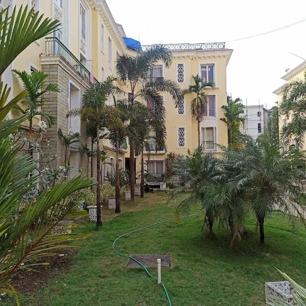 Ronnie's Studio Apartment、アーポラのホテル