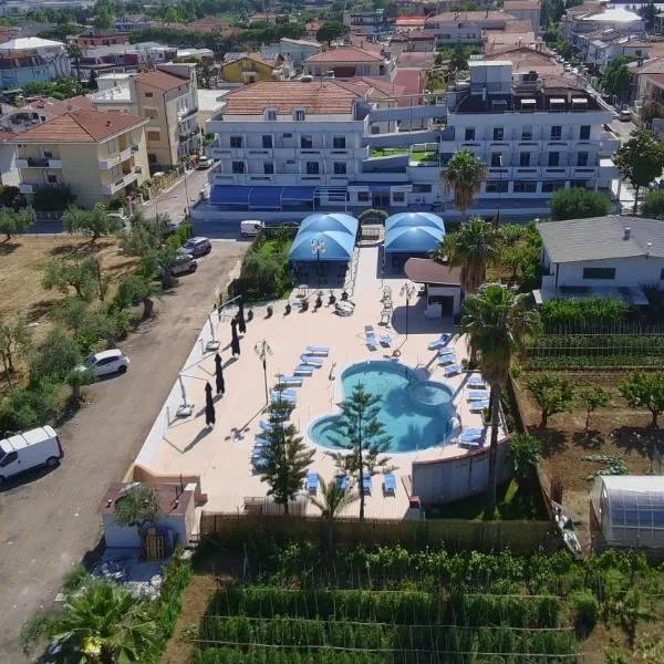 Hotel BluMarine, hotel Roseto degli Abruzziban