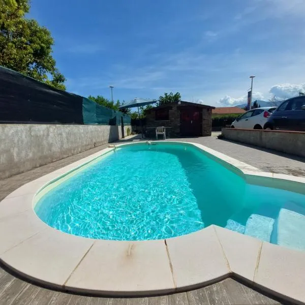 Chalet proche aéroport de Bastia，位于卢恰纳的酒店