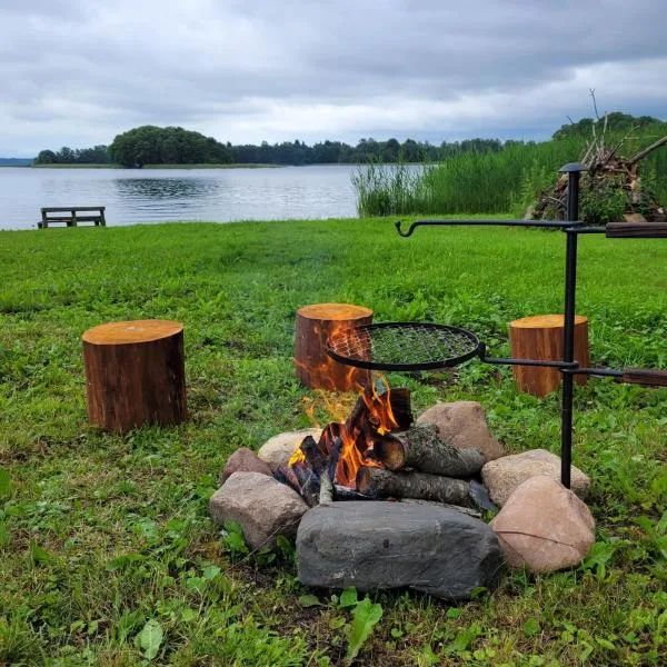 Camping "Sīvezers"، فندق في Auleja