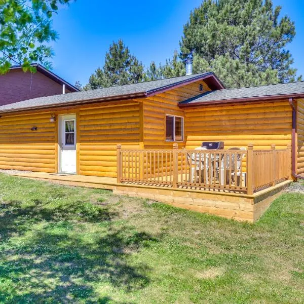 Rapid City Cabin with Hiking and ATV Trail Access, hotel v destinaci Rapid City