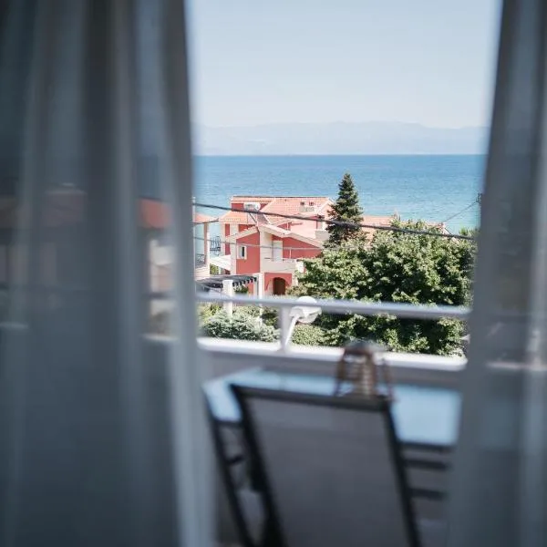 See the sea, hotel in Paleo Tsifliki