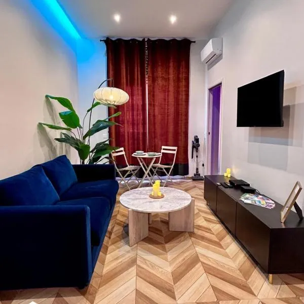 Luxurious Apartment - Seaside - Spa Bath - WiFi - AC, hotel v Nice