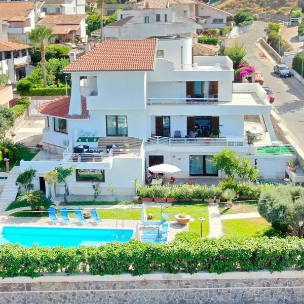 EliMar Villa & Pool, hotel v destinaci Crotone