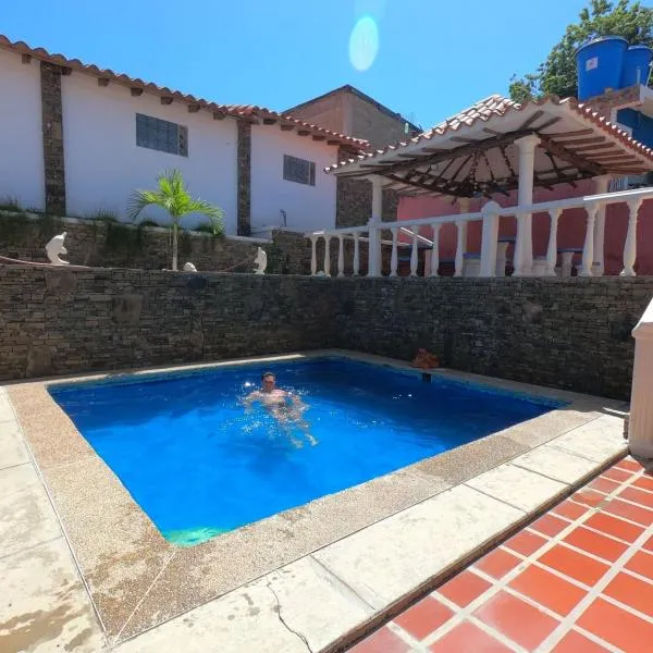 Casa el Pozo Playa el Agua、La Lomaのホテル