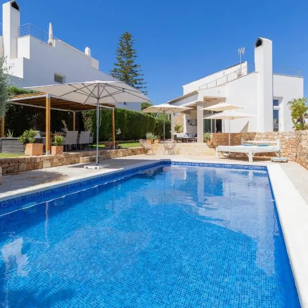 La Lunita, hotel in Santa Eularia des Riu